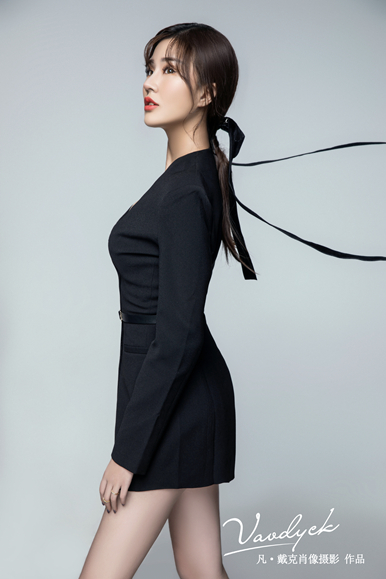 ZHU_1050_副本2.jpg